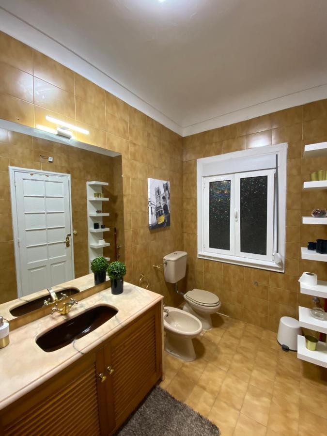 ליסבון Blue Bairro Guesthouse מראה חיצוני תמונה